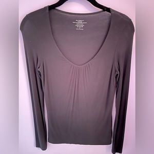 Majestic Paris Long Sleeve V, size 1